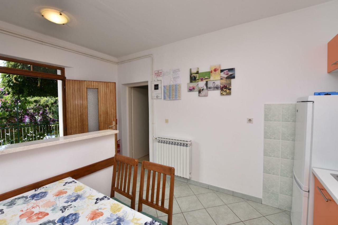 Apartment Dijo I Primošten Extérieur photo